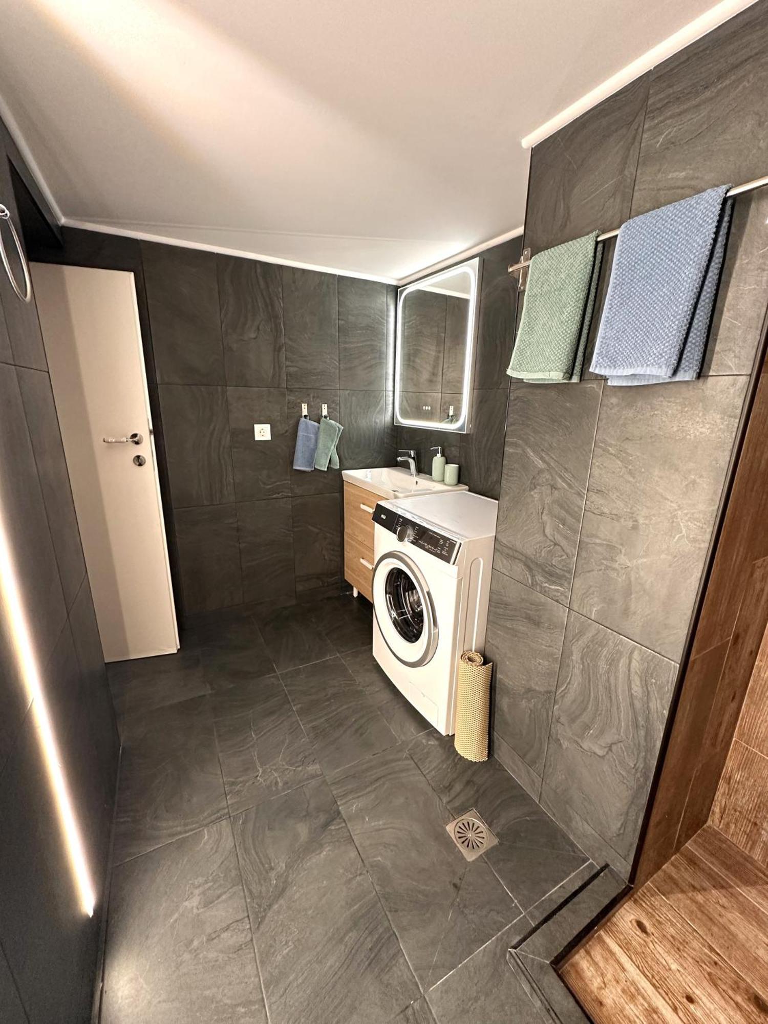 Apartament Center Acropolis Area Maisonette Modern House *